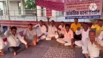 संगरिया: वार्ड 33 के नागरिकों ने नगरपालिका के खिलाफ किया धरना