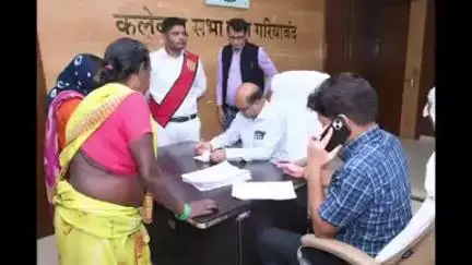 राजिम: गरियाबंद जनदर्शन में आम नागरिकों की समस्याएं सुनी गईं, मिले 42 आवेदन