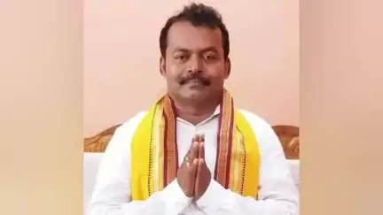 ଦେବଗଡ: ପୁଣି ଥରେ ଜିଲ୍ଲା କଂଗ୍ରେସ ସଭାପତି ଭାବେ ସେମ ହେମ୍ରମଙ୍କୁ ଦାୟିତ୍ୱ ପ୍ରଦାନ