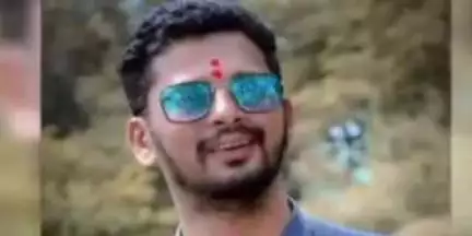 उत्तर सोलापूर: ओंकार हजारे आत्महत्या प्रकरणी माजी उपमाहापौर नानाकाळे यांच्यासह ७ जणांवर फौजदार चावडी पोलिसांत गुन्हा दाखल