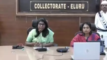 గోదావరి వరదలను సమర్థవంతంగా ఎదుర్కొనేందుకు చర్యలు చేపట్టాలి: జిల్లా కలెక్టర్ వెట్రి సెల్వి