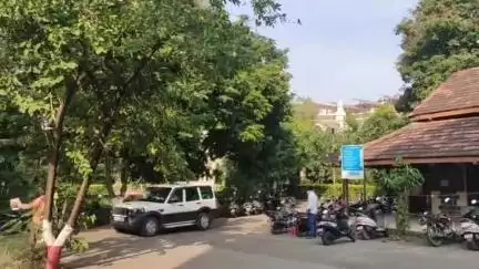 जळगाव: ममुराबाद येथे जुन्या वादातून तरूणाला तिघांकडून बेदम मारहाण; जळगाव तालुका पोलिसांत तिघांवर गुन्हा दाखल