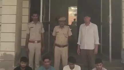 नवलगढ़: बाय गांव में पुलिस ने स्टंटबाज युवकों पर कसी नकेल, 4 युवकों को शांतिभंग के आरोप में किया गिरफ्तार