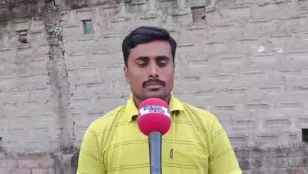 ঢেকিয়াজুলি ভাগ: 'শিল-বালি মাফিয়াই সাংবাদিকক কৰা আক্ৰমণক নিন্দা জনাইছো', ঢেকীয়াজুলিত কৃষক মুক্তি সংগ্ৰাম সমিতিৰ নেতাৰ ক্ষোভ