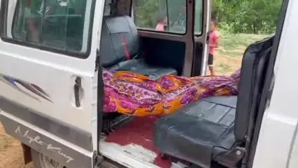 সোনামুড়া: কলশীমুড়া এলাকায় পারিবারিক ঝামেলার কারণে আত্মঘাতী গৃহবধূ