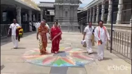 పూతలపట్టు: కాణిపాకం స్వామివారి సేవలో టీటీడీ అదనపు ఈవో వెంకయ్య చౌదరి