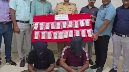 नाशिक: मोटरसायकलसह मालकाची १० लाखांची रोकड चोरून नेणाऱ्या दोन आरोपींना मंगळूर फाटा, चांदवड येथून पोलिसांनी केली अटक