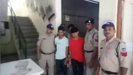 खरगौन: खरगोन पुलिस ने कच्ची शराब की सप्लाई करने के मामले में 4 आरोपियों को किया गिरफ्तार, प्रकरण दर्ज