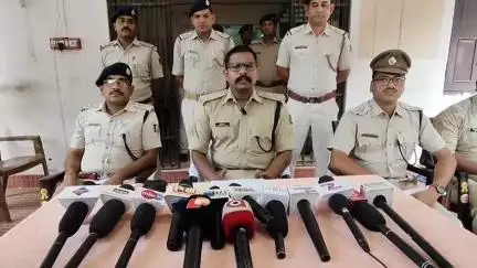 ଖଲ୍ଲିକୋଟ୍: ଖଲ୍ଲିକୋଟ ଥାନା ପୋଲିସର ବଡ଼ ସଫଳତା, ୧୯ଟି ଚୋରି ବାଇକ ଉଦ୍ଧାର ସହ ୪ ଜଣ ଗିରଫ, ପ୍ରତିକ୍ରିୟା ରଖିଲେ ଗଞ୍ଜାମ ଏସପି