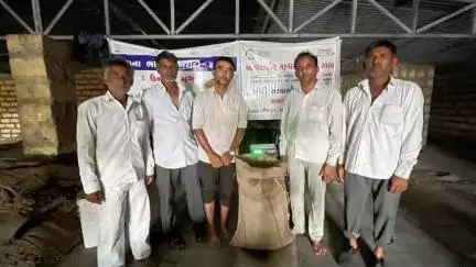 કુતિયાણા: શહેરમાં APMC ખાતેથી મગની ટેકાના ભાવેથી ખરીદીની શરૂઆત