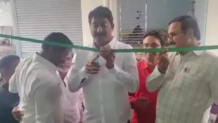 గిద్దలూరు: నగర పంచాయతీ పరిధిలోని కొంగలవీడు రోడ్డులో నూతన రేషన్ దుకాణాన్ని ప్రారంభించిన ఎమ్మెల్యే అశోక్ రెడ్డి
