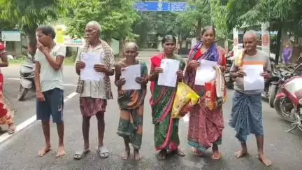 ବରଗଡ: ଜଡ଼ାଗଞ୍ଜା ଗ୍ରାମର ବହୁ ବୃଦ୍ଧ ବୃଦ୍ଧା ଓ ଦିବ୍ୟାଙ୍ଗ ଭତ୍ତା ନପାଉଥିବା ନେଇ ହିତାଧିକାରୀ ଅସନ୍ତୋଷ #jansamasya