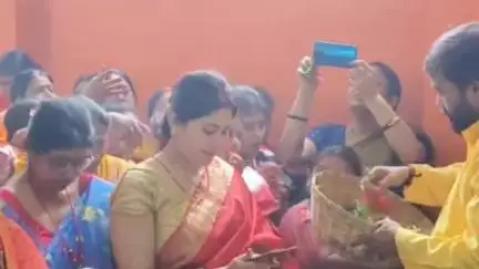 बेरमो: रामनगर और करगली बाजार के मंदिरों में विपत्तारिणी पूजा के लिए उमड़ी श्रद्धालुओं की भीड़