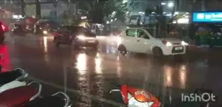 દાહોદ: દાહોદમાં ધોધમાર વરસાદ અનેક જગ્યાએ પાણી ભરાતા લોકોને મુશ્કેલી