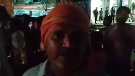 बिसौली: बगरैन चौकी पुलिस ने एक युवक को चौकी परिसर में पकड़कर लाया, भाजपा नेताओं की तीखी बहस के बाद युवक को छोड़ा