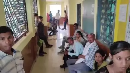 सिलवानी: सिलवानी में टीन शेड में टपकती छतों के नीचे पढ़ाई को मजबूर 1800 छात्र, सीएम राइज स्कूल का भवन अधूरा #Jansamasya
