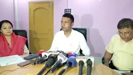 কোকৰাঝাৰ ভাগ: সংস্থাপন দিয়াৰ লক্ষ্যৰে হস্পিটেলিটি মেনেজমেন্ট" বিনামুলীয়া প্ৰশিক্ষণৰ ব্যৱস্থা চহৰত প্ৰকাশ ই এম ধৰ্মনাৰায়ন দাসৰ