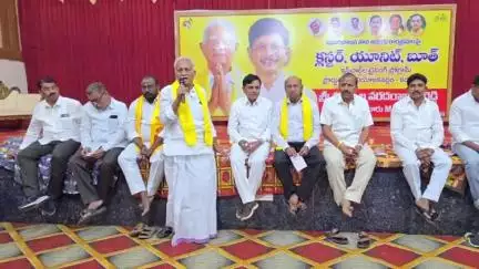 ప్రొద్దుటూరు: బొల్లవరంలో సుపరిపాలనలో తొలి అడుగు కార్యక్రమం నిర్వహించనున్నట్లు మాజీ ఎంపీపీ నంద్యాల రాఘవరెడ్డి వెల్లడి