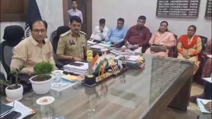 बिलासपुर: पशुओं के कारण हुए हादसे में मलिक को आरोपी बनाया जाएगा, कलेक्टर और एसएसपी ने अधिकारियों को दिए सख्त निर्देश