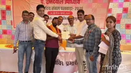 बड़गांव: उदयपुर जिले में अंत्योदय संबल पखवाड़ा शिविरों में उमड़ा जनसैलाब, वरड़ा में 28 साल बाद मिला जमीन का हक