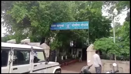 नगर: रुईछत्तीसी गावच्या शिवारात झाडाला गळफास घेऊन वारकऱ्याची आत्महत्या, तालुका पोलीस स्टेशन येथे अकस्मात मृत्यूची नोंद
