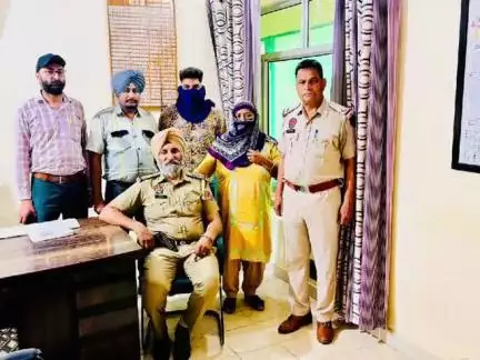 ਨਵਾਂਸ਼ਹਿਰ: ਸੀਆਈਏ ਸਟਾਫ ਨਵਾਂਸ਼ਹਿਰ ਨੇ ਪਿੰਡ ਕਰੀਹਾ ਤੋਂ 350 ਗ੍ਰਾਮ ਹੈਰੋਇਨ ਅਤੇ 1.70 ਲੱਖ ਰੁਪਏ ਦੀ ਡਰਗ ਮਨੀ ਦੇ ਨਾਲ ਕਾਰ ਸਵਾਰ ਦੋ ਮੁਲਜ਼ਮ ਕੀਤੇ ਕਾਬੂ