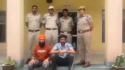 पीलीबंगा: पीलीबंगा कस्बे में युवक के साथ मारपीट और जाति सूचक गालियां देने के मामले में दो आरोपी गिरफ्तार