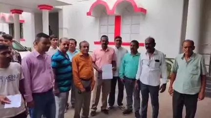कटनी नगर: राम जानकी हनुमान वार्ड में बिजली कटौती और लो वोल्टेज की शिकायत करने कलेक्ट्रेट पहुँचे नागरिक#janssamasya