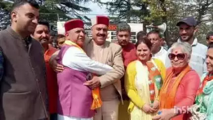 ढटवाल: राजीव बिंदल तीसरी बार बने भाजपा प्रदेशाध्यक्ष, बड़सर के विधायक इन्द्रदत्त लखनपाल ने की भेंट