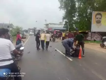 भैयाथान: भैयाथान पेट्रोल पंप के आगे दो मोटरसाइकिलों में आमने-सामने हुई जबरदस्त भिड़ंत, दो घायल, इलाज जारी