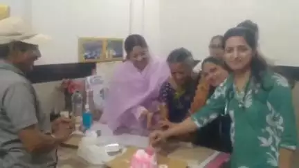 पिपरिया: पिपरिया शासकीय अस्पताल में केक काटकर मनाया डॉक्टर डे, अस्पताल का पूरा स्टाफ मौजूद रहा