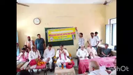 कुम्हेर: राउमावि बौरई में विधायक के अभिनंदन समारोह में भामाशाह ने विद्यालय को 10 पंखे दान किए