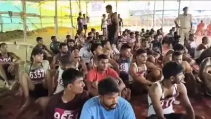 जहानाबाद: जिले में आयोजित होम गार्ड भर्ती परीक्षा में कुल 300 अभ्यर्थी सफल हुए