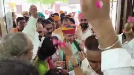 अनूपगढ़: केंद्रीय मंत्री अर्जुन मेघवाल का व्यापार मंडल में स्वागत, नपा, गर्ल्स स्कूल, पंस में ₹4.20 करोड़ कार्यों का शिलान्यास