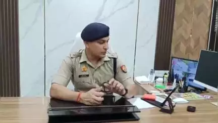 उन्नाव: जिले में शस्त्र लाइसेंस धारकों का सत्यापन शुरू, आपराधिक बैकग्राउंड वाले लाइसेंस धारकों के लाइसेंस होंगे निरस्त
