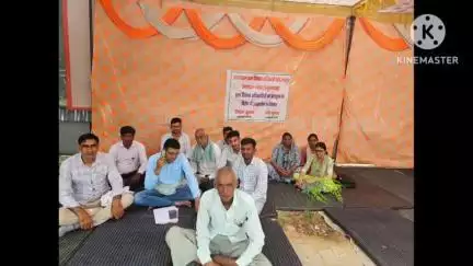 नोहर: नोहर ग्राम विकास अधिकारी संघ ने विभिन्न मांगों को लेकर पंचायत समिति कार्यालय के आगे धरना शुरू किया