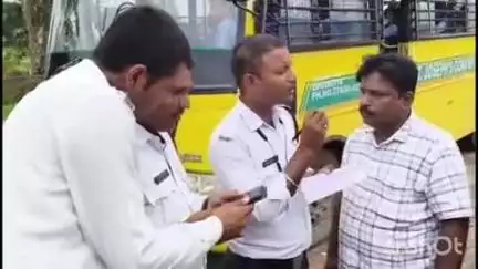 अनूपपुर: यातायात हाईवे पुलिस चौकी ने एक दर्जन स्कूल बसों पर की कार्रवाई