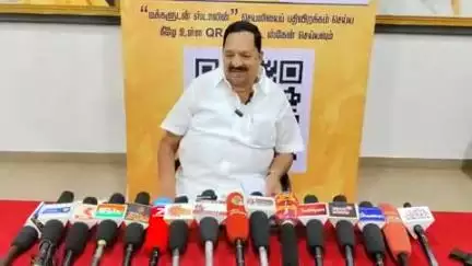 வாலாஜா: நடிகர் விஜய் பொது மக்களுக்கு என்ன செய்தார்?பாரதி நகரில் திமுக மாவட்ட அலுவலகத்தில் அமைச்சர் ஆர்.காந்தி செய்தியாளர்கள் சந்திப்பில் கேள்வி