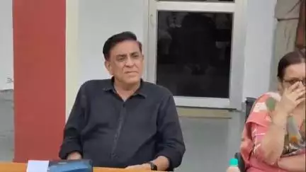 राजगढ़: सादुलपुर में मोहर्रम पर्व पर पुलिस थाने में सीएलजी सदस्यों और प्रमुख लोगों की बैठक, पुलिस ने बाजार का निरीक्षण किया