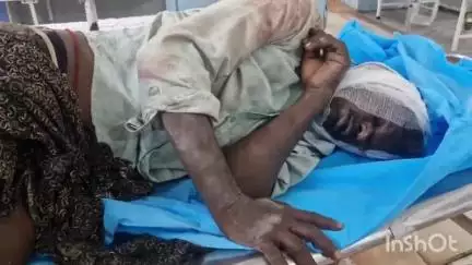 రైలు ప్రయాణికుడి పై గుర్తుతెలియని వ్యక్తులు దాడిచేసిన సంఘటన మంగళవారం సాయంత్రం మదనపల్లి రైల్వే స్టేషన్లో వెలుగు చూసింది
