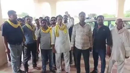 पन्ना: पन्ना में वनकर्मियों द्वारा किसानों को खेती से रोका गया, पट्टे की जमीन पर संकट, कलेक्टर से लगाई गुहार