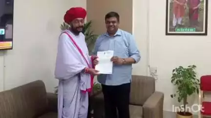सिरोही: सिरोही में रुके विकास कार्यों को लेकर राज्यमंत्री देवासी ने वन मंत्री शर्मा से की चर्चा