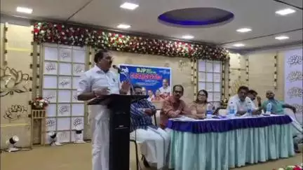 ചാവക്കാട്: നിലമ്പൂരിലെ UDF ജയത്തിലെ ക്രെഡിറ്റ് ജമാഅത്തെ ഇസ്ലാമിക്കെന്ന് BJP നേതാവ് കൃഷ്ണദാസ് പടിഞ്ഞാറെ നടയിൽ പറഞ്ഞു
