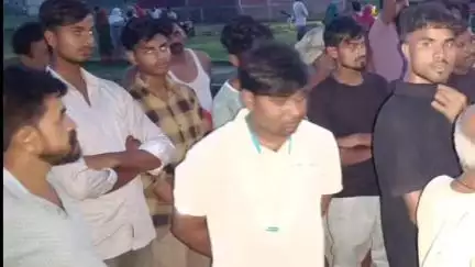नौतनवा: नौतनवा कस्बे के उस्मान नगर वार्ड में भैंस चराने गए व्यक्ति की करंट की चपेट में आने से हुई दर्दनाक मौत