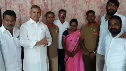 పులివెందుల: పోస్ట్‌మ్యాన్ అందరి బంధువు: వేంపల్లిలో రాజ్యసభ మాజీ సభ్యుడు తులసి రెడ్డి