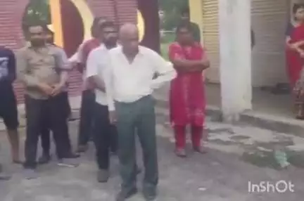 हरिद्वार: BHEL में रात 10 बजे के बाद खोखा मार्केट और शॉपिंग सेंटर नहीं खुलेंगे, संपदा विभाग ने सभी सेक्टर में मुनादी कर दी जानकारी