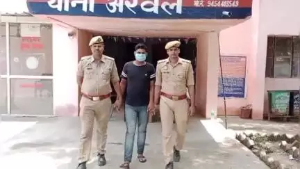 सवायजपुर: अरवल थाना पुलिस ने एससी-एसटी एक्ट के मुकदमे में नामजद एक आरोपी को किया गिरफ्तार