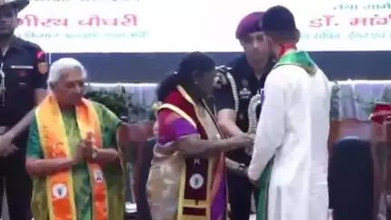 राजगढ़: राघा छोटी की डॉ. खुशबू सांगवान को दीक्षांत समारोह में महामहिम राष्ट्रपति द्रोपदी मूर्मू ने गोल्ड मेडल प्रदान किया