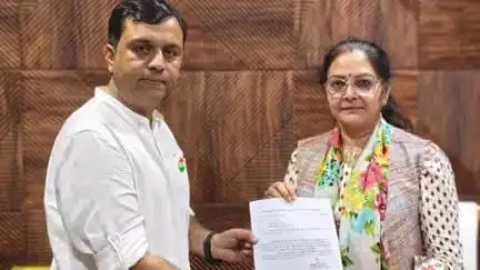 बरघाट: बरघाट सिविल अस्पताल की समस्या को लेकर क्षेत्रीय सांसद भारती पारधी से की मुलाकात