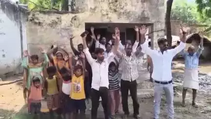 ज्ञानपुर: चौरी के चकभुइधर गांव में जल टंकी में तकनीकी खराबी से जल संकट में लोग, ग्रामीणों ने किया प्रदर्शन #jansmasya